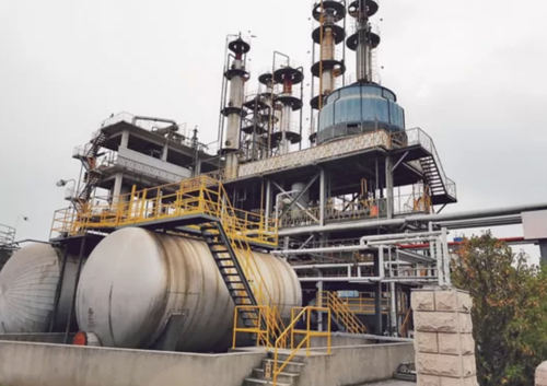 Blog perusahaan terbaru tentang Tripropilen glikol adalah pelarut industri serbaguna dan zat antara kimia, yang umumnya digunakan dalam: